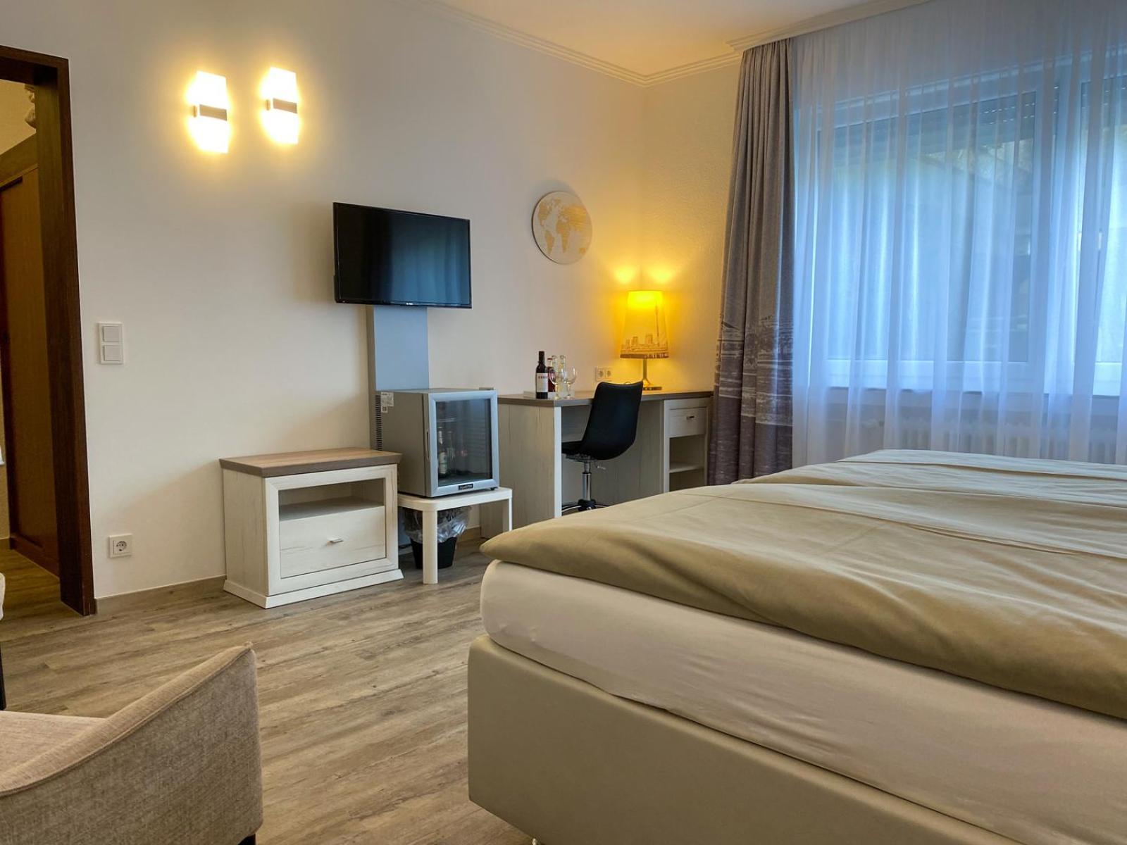 Hotel Angerland Garni Ratingen Exterior foto